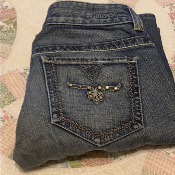 Guess fit and flare size 27 - Picture 3 of 4